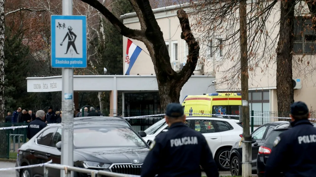 Atac brutal într-o școală din CROAȚIA: O elevă a murit iar mai multe persoane sunt rănite. Polițiștii l-au reținut pe agresor