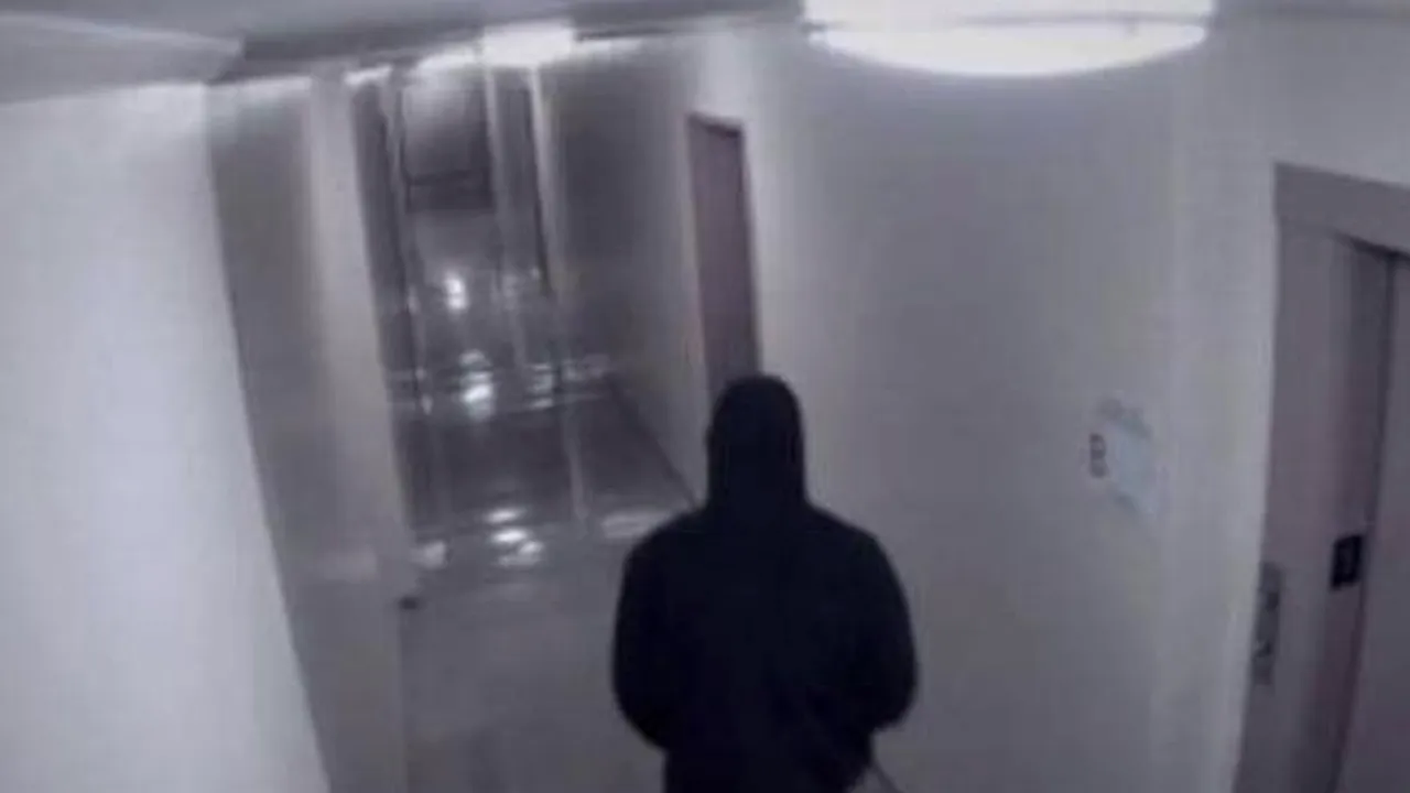 Clip controversat pe YouTube. Ce i s-a întâmplat unui bărbat pe holurile unui spital