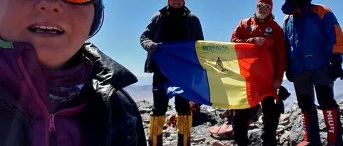 Premieră pentru România: Cinci alpiniști români au atins vârful celui mai înalt vulcan din lume