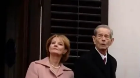 Regele Mihai I, aniversat la Palatul Elisabeta. Sute de oameni au strigat „Majestate, vă iubim!