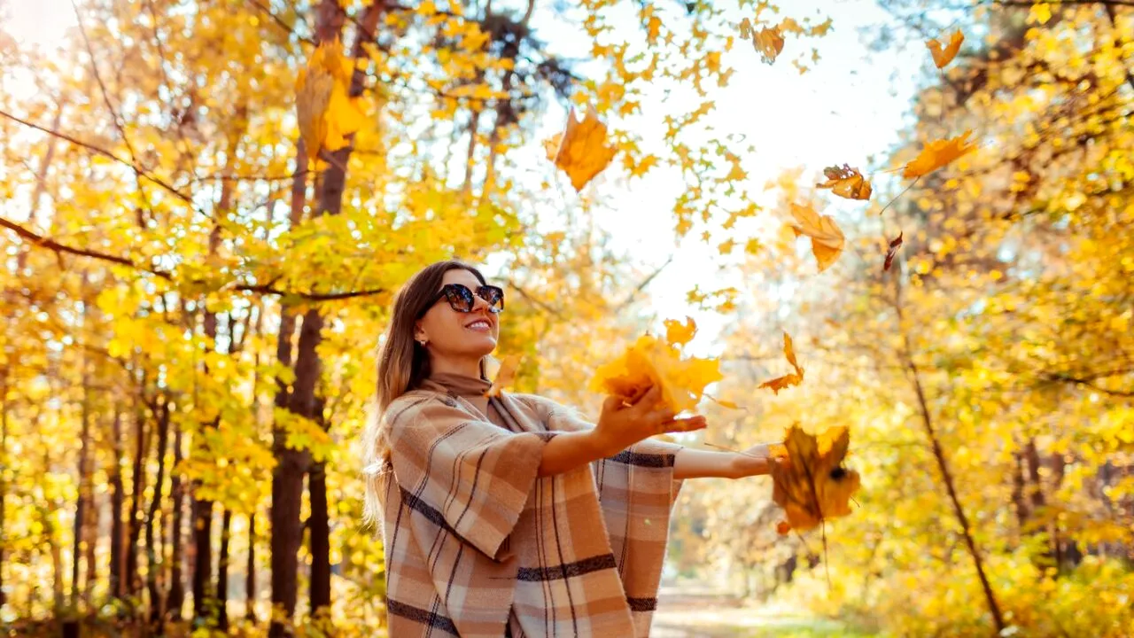 VREMEA în România la sfârșit de august. Temperaturile, în scădere în trei regiuni ale țării. Prognoza meteo pentru prima lună de toamnă din 2025