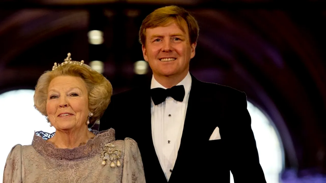 LIVE VIDEO. Regina Beatrix a abdicat. Prințul Willem-Alexander al Olandei, cel mai tânăr monarh al Europei. 