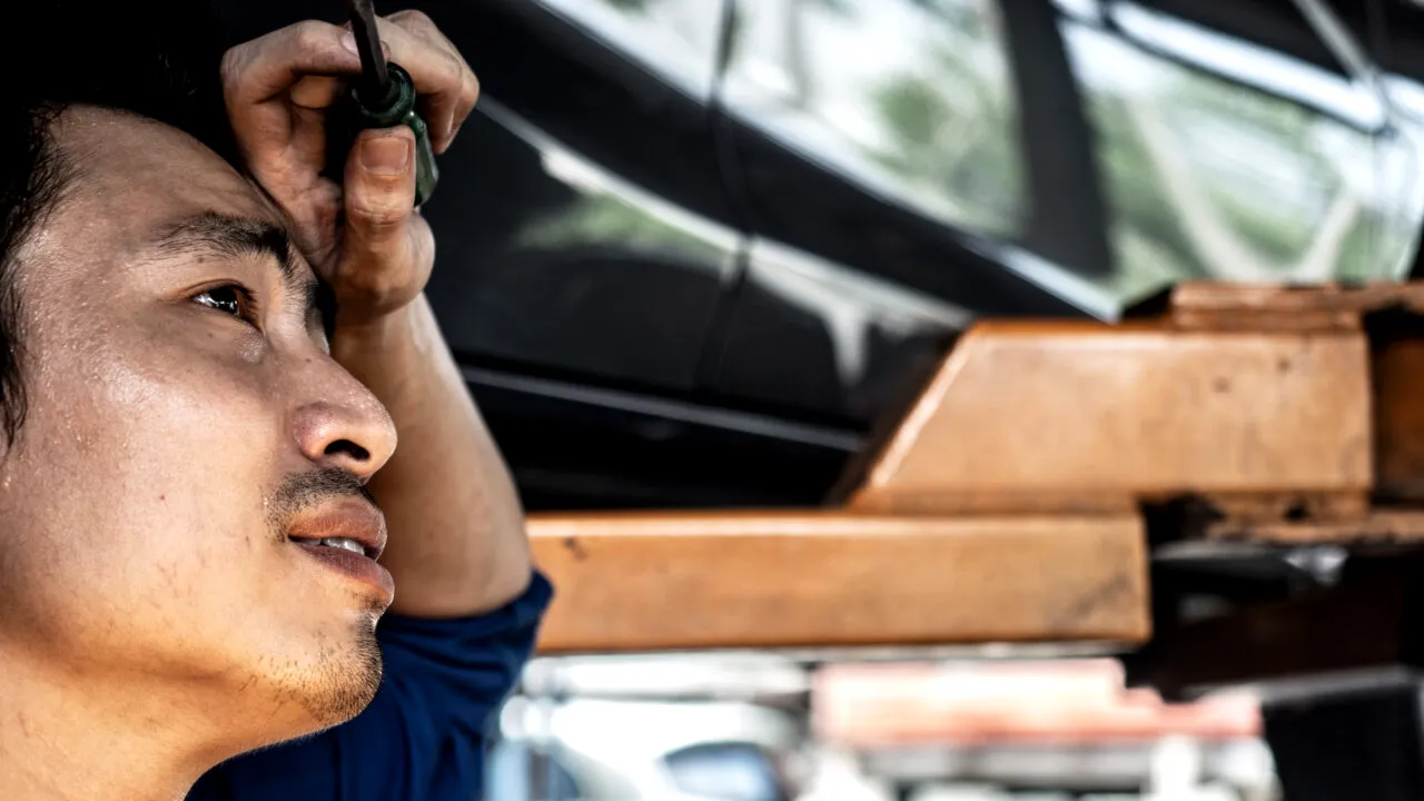 900 de șoferi de TIR asiatici vin în România, în 2026. Din ce țări provin și câți bani câștigă aici