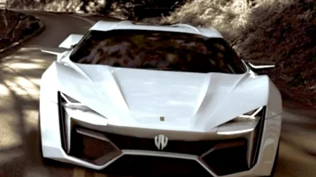 GALERIE FOTO: Cât costă prima mașină de producție arabă