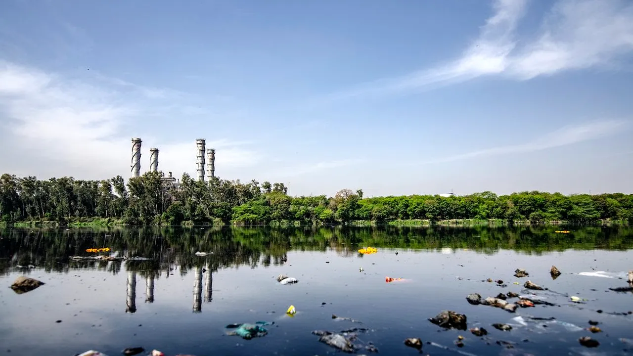 Influența oamenilor asupra calității apelor: ”Până în 2050, aproximativ una din patru persoane va locui într-o țară cu deficit de apă”