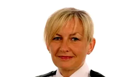 Mesaj scandalos al unei polițiste britanice despre două românce: „Gunoaie nenorocite! Să vină Brexit-ul!