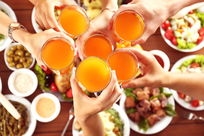 Un suc de portocoale după masă crește nivelul de Vitamina C în corp. Sursa Foto: shutterstock 