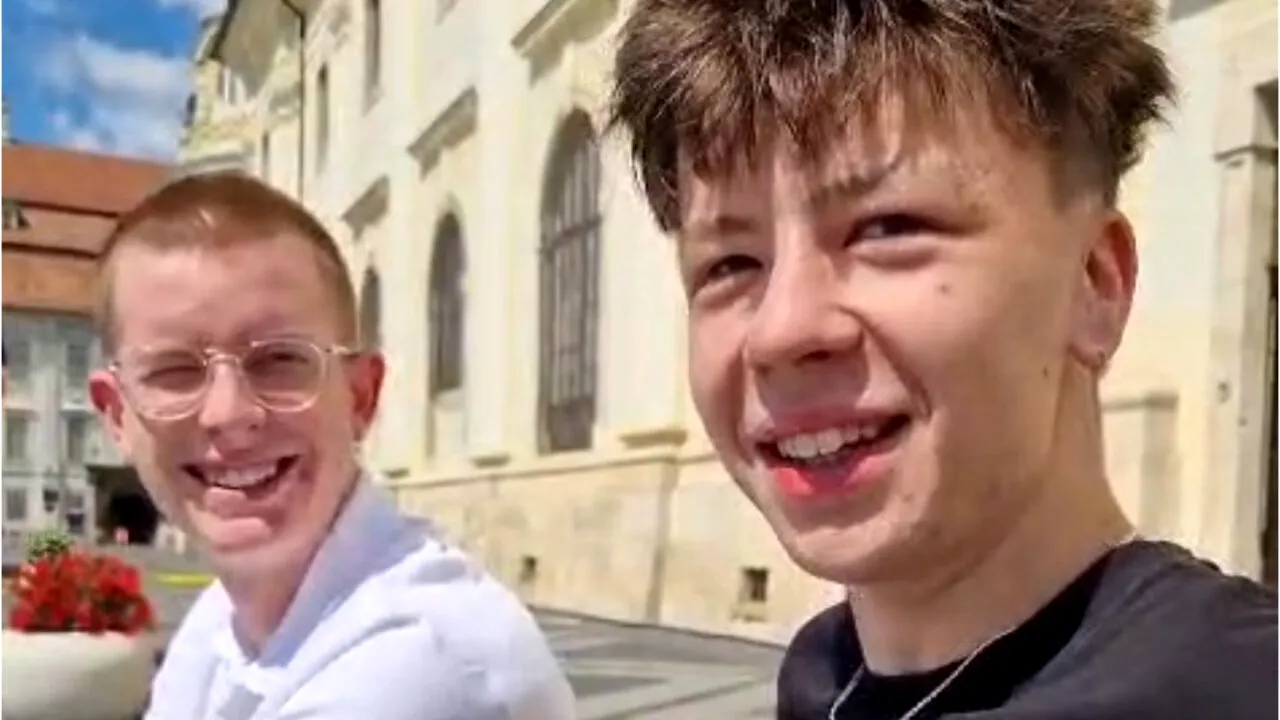 Doi tineri din Sibiu au creat un portal auto „anti-samsari”. De unde a pornit ideea și cum funcționează