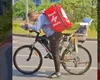 Urmărit pentru devotament. Un tătic exemplar este căutat de români care vor să-i vină în ajutor