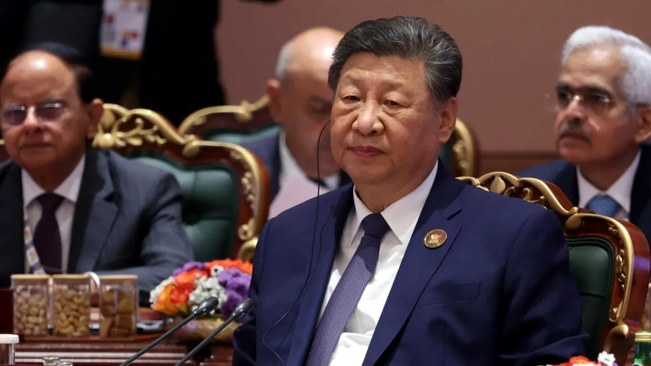 Presa mondială, în alertă: Președintele Chinei ar fi suferit un accident vascular și ar fi leșinat în timpul summitului BRICS de la New Delhi. Beijingul nu comentează