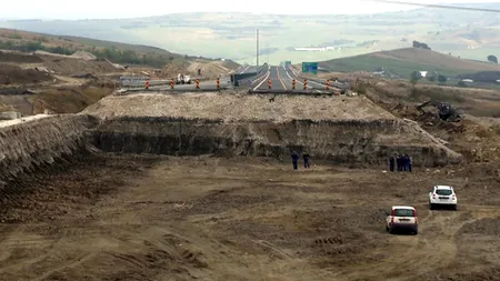 NOTA DE PLATĂ pentru autostrada electorală a lui Ponta. Câți bani va pierde România dacă pe Sibiu-Orăștie nu se circulă până în 2016