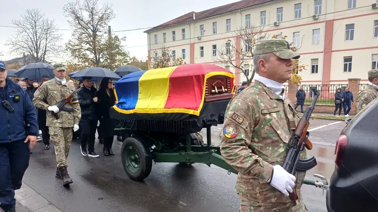 Emeric Ienei, condus pe ultimul drum. Ce personalități au participat la înmormântarea legendei