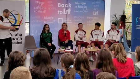 Bullying-ul și nutriția în sport, DEZBĂTUTE între meciuri de fotbal și baschet la Liceul Româno-Finlandez! Petrila de la Rapid a jucat contra elevilor