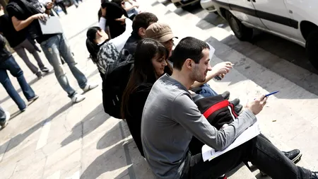 Peste un milion de români nu merg la MUNCĂ, în timp ce piața CERȘEȘTE angajați. Câți șomeri ÎNREGISTRAȚI sunt în România