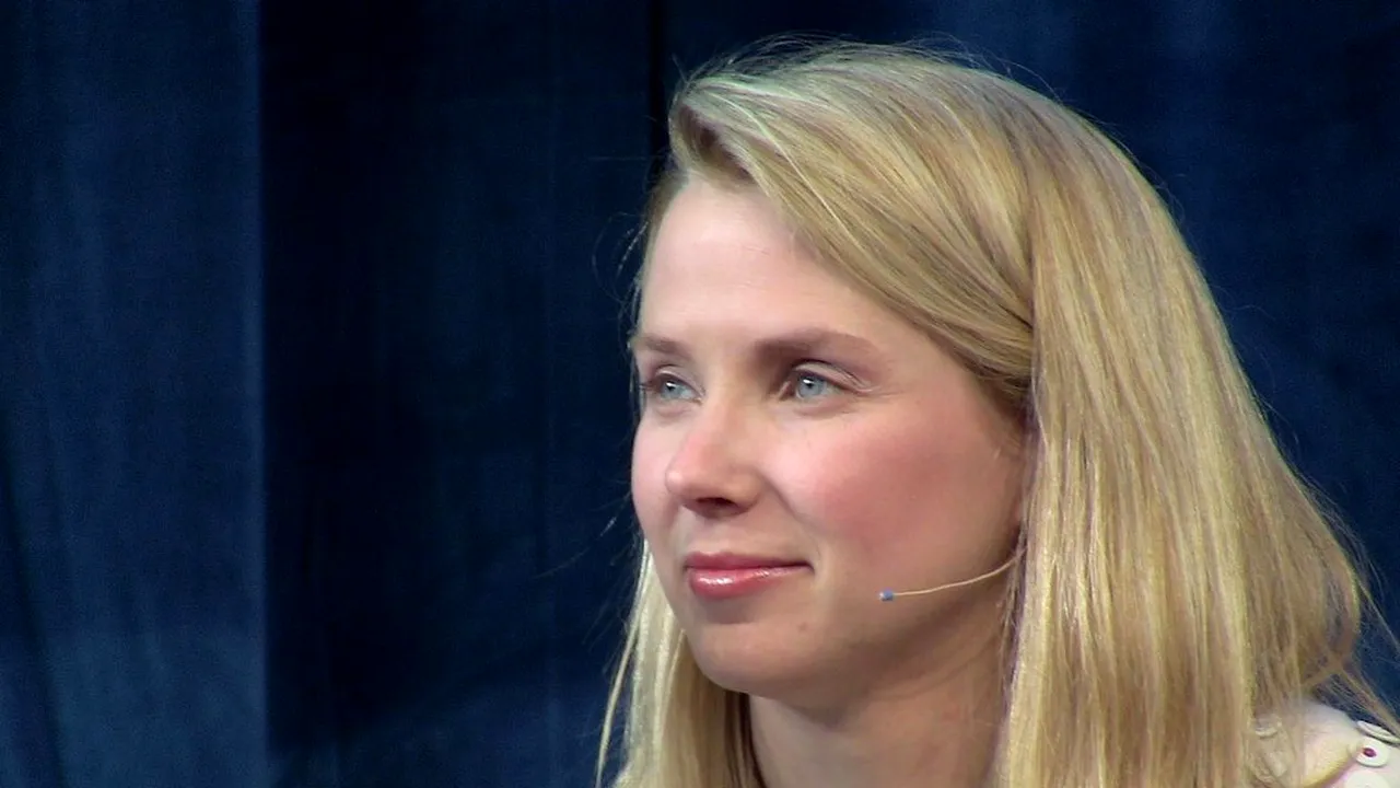 Salariul fabulos al șefei Yahoo. Cât câștigă pe lună