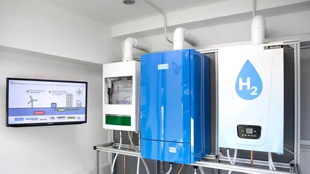 ENERGIE VERDE: Acum oamenii pot genera energia necesară pentru casă cu mai puțină apă decât este folosită pentru spălarea toaletei