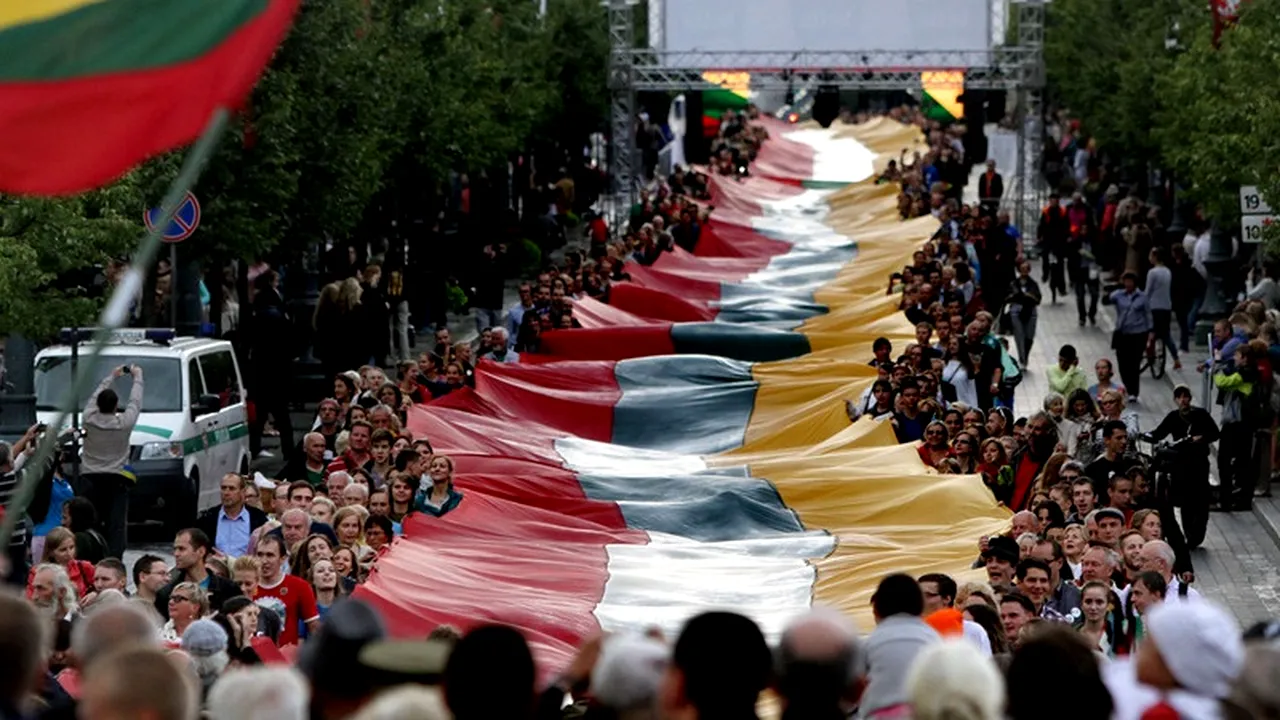 Îngrijorare la Vilnius: tot mai mulți cetățeni lituanieni sunt recrutați de servicii secrete străine