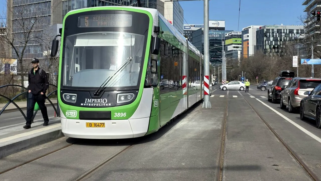 Linia 5 de tramvai din București a fost deschisă „românește”. Ce lipsește de fapt de pe „ruta corporatiștilor”