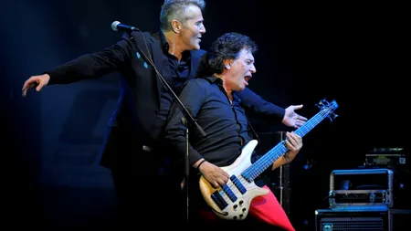 Trupa Holograf premiată cu discul de aur pentru albumul 