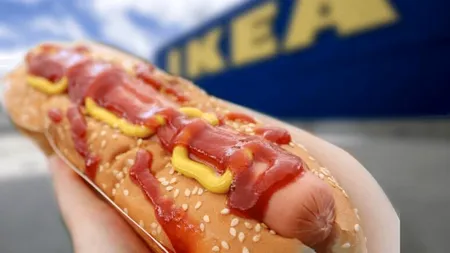 Ce conțin, de fapt, faimoșii hotdogi de 2,5 lei, de la Ikea. Mulți români îi mănâncă, dar nu știu ce consumă, în realitate
