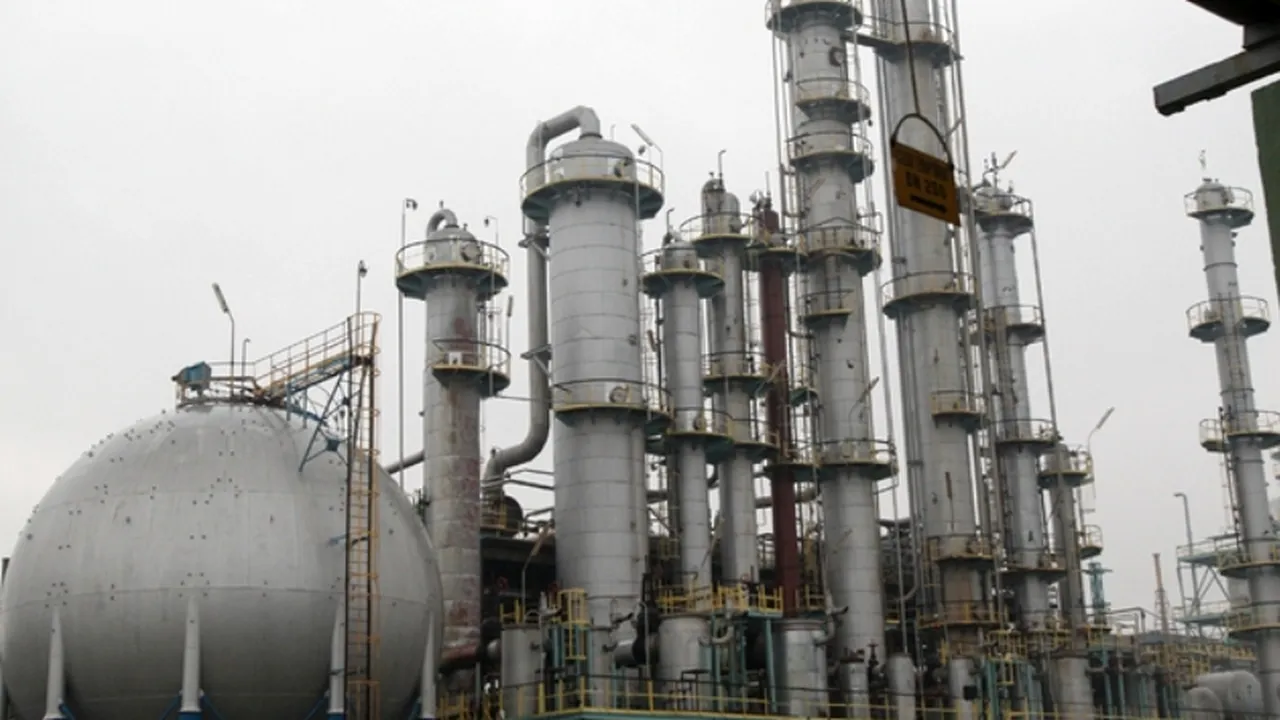 Capitalul Oltchim ar putea fi majorat cu 2 miliarde de lei