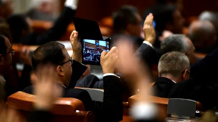 SONDAJ. Ar trebui ca presa să aibă acces la dezbaterile comisiei pentru elaborarea legilor electorale?