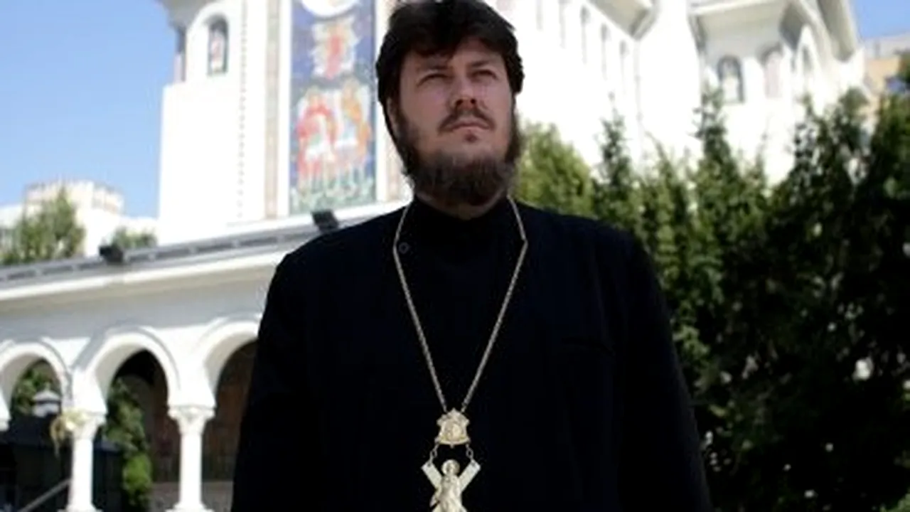 Eugen Tănăsescu, purtătorul de cuvânt al Arhiepiscopiei Tomisului: „Nu Biserica a umplut spitalele, ci colcăiala de interese enorme pe niște cârpe, numite măști”