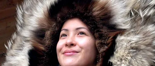 Cum arăta naatsit, lenjeria intimă tanga pe care o purtau femeile inuite cu 130 de ani în urmă