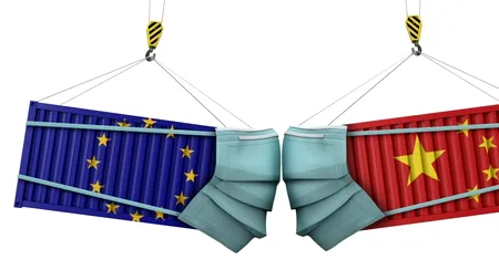 China contestă la OMC tarifele impuse de UE importurilor de mașini electrice /Beijingul cere remedierea „practicilor eronate”