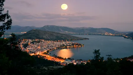 COVID-19. Au fost revizuite condiţiile de intrare în Grecia