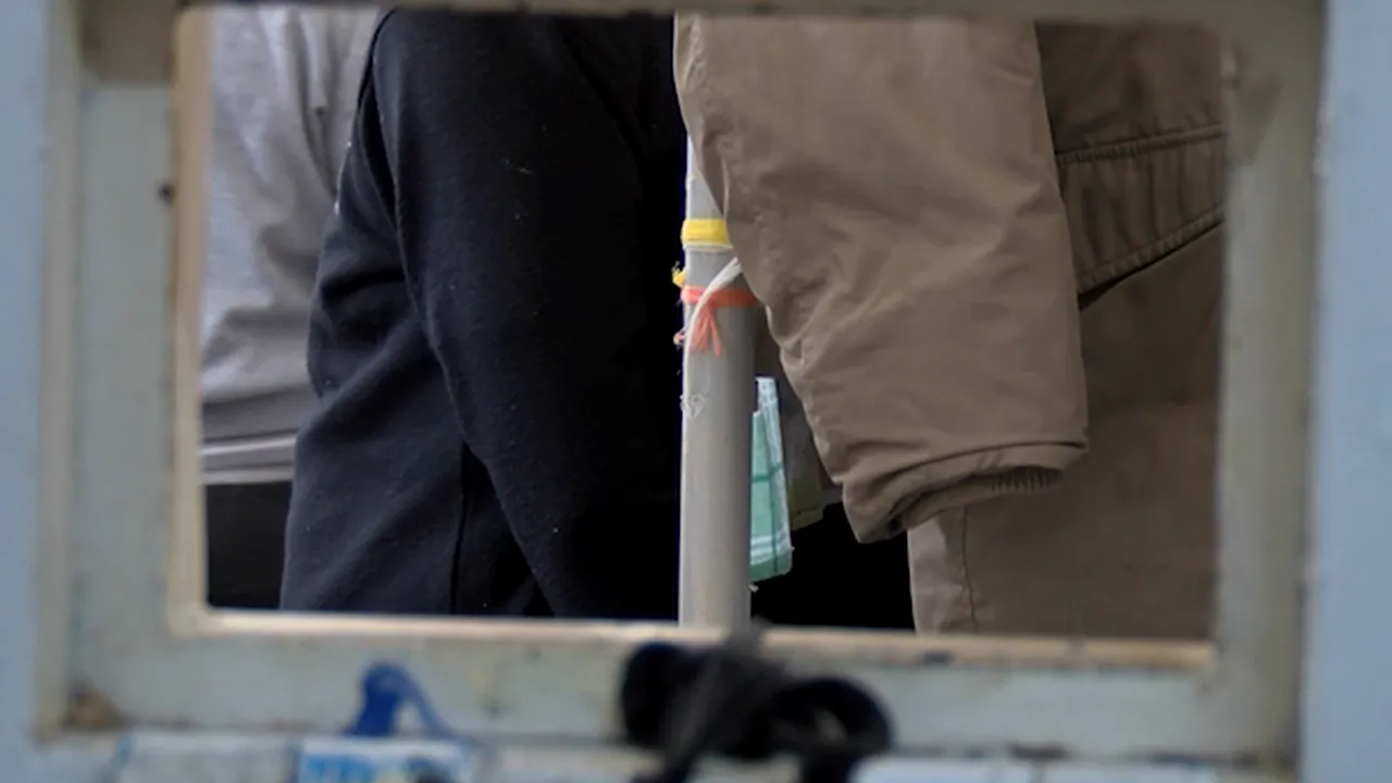 #DIZGRAȚIAȚII. Aceeași aglomerație și ''afară'': un consilier la 300 de condamnați cu suspendare