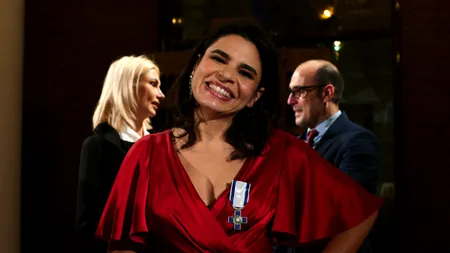 Alina Șerban, prima artistă romă decorată cu Ordinul „Meritul Cultural”, în grad de CAVALER: M-am străduit să dau muncii mele tot ce aveam mai de preț