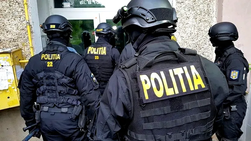 Descinderi în forță ale polițiștilor la 58 de adrese din București și Ilfov. Acuzații de ÎNȘELĂCIUNE și fals. Prejudiciu de 1,1 milioane de euro