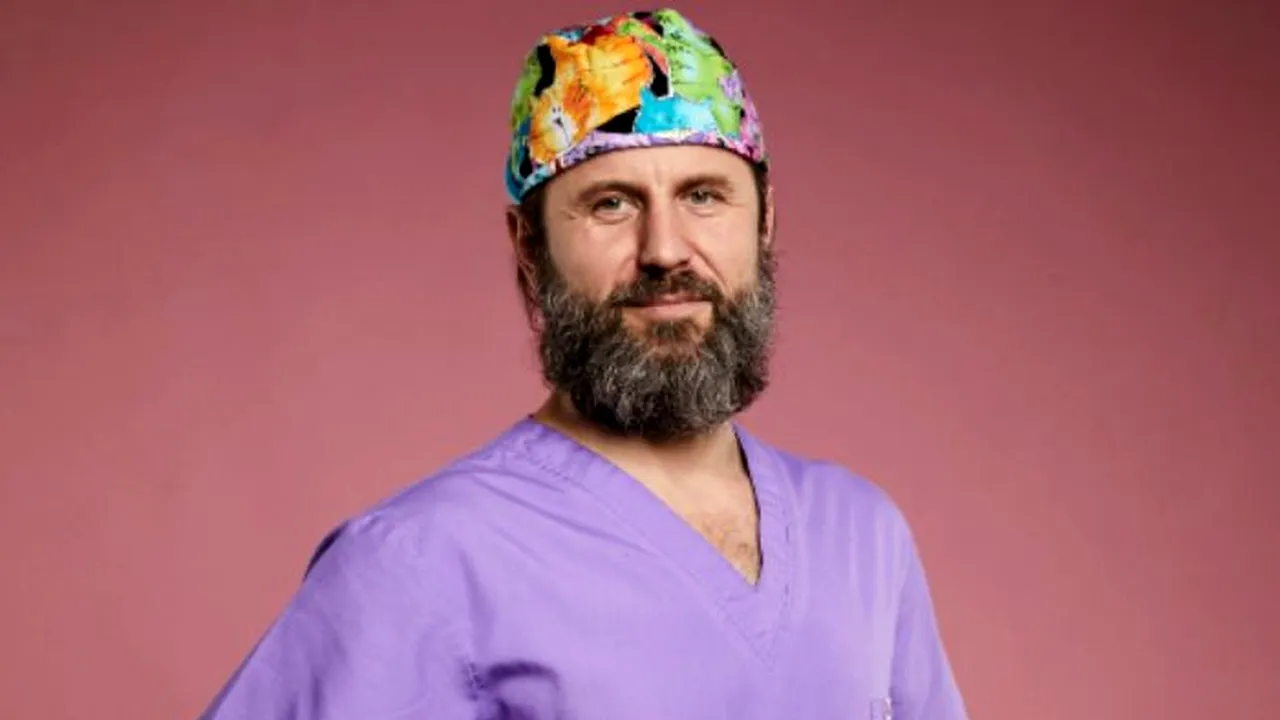 Condamnat pentru ucidere din culpă, medicul estetician Călin Doboș a încercat să fugă din România. A fost prins la Vama Nădlac