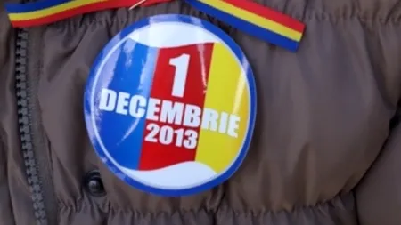 Cum explică primarul Focșaniului inversarea culorilor pe cocardele de 1 Decembrie