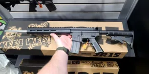 O companie de armament din SUA a scos la vânzare ”mini-arme de asalt” pentru copii. Cum a reacționat Joe Biden