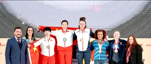 <i class='ep-highlight'>Loredana</i> Toma a câștigat două medalii de aur la Mondialele de haltere și a stabilit un nou record mondial! VIDEO