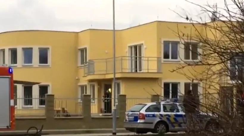 Douăspreze arme au fost găsite la sediul Ambasadei Palestinei la Praga, anunță poliția