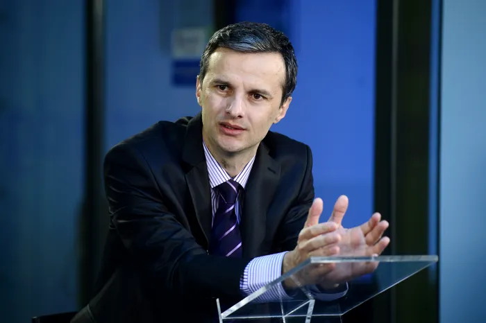 Economistul Cristian Socol relevă prăpastia economică dintre România și Polonia „Experimentul a reușit, pacientul a murit”