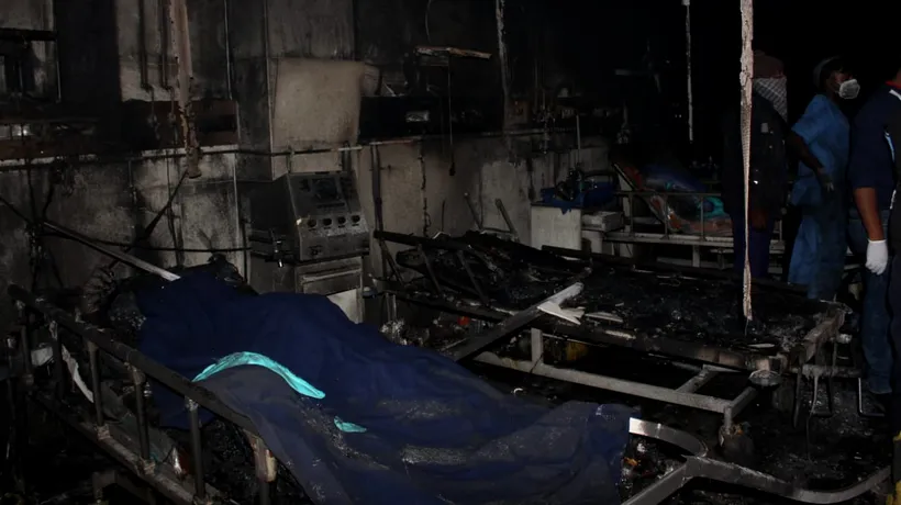 O tragedie asemănătoare celei de la Spitalul Județean Neamț a avut loc și în India. Cinci pacienți au murit arși de vii într-o secție ATI Covid, din cauza unui scurtcircuit (VIDEO)