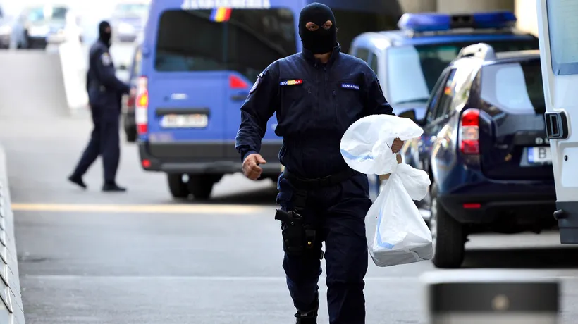 Zece reținuți după percheziții în țară la hoți care au furat în Franța și Belgia de peste un milion de euro