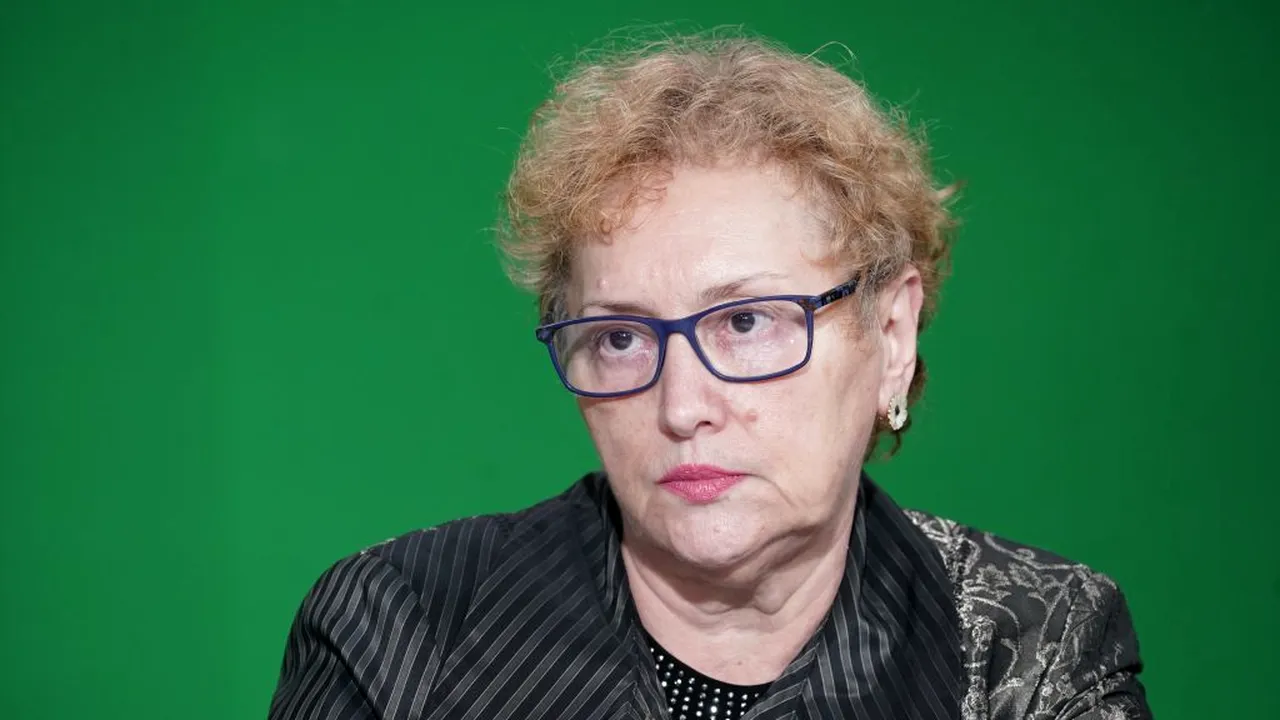 Florin Roman, despre Avocatul Poporului: Distinsa doamnă Renate Weber se pregătește să plece acasă!