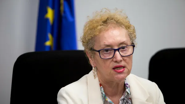 Avocatul Poporului atacă la CCR reforma administrației publice. Guvernul Bolojan, acuzat că încalcă drepturi fundamentale