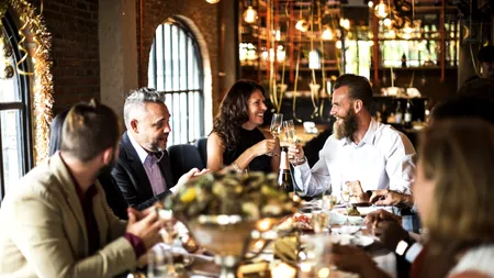 O familie a primit DESPĂGUBIRI de 75.000 de lire, după ce a fost acuzată, pe nedrept, că nu a achitat nota de plată într-un restaurant