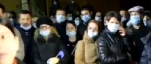 Sute de oameni au protestat în fața spitalului din Satu Mare, acuzându-i pe medici că ''au ucis'' un tânăr