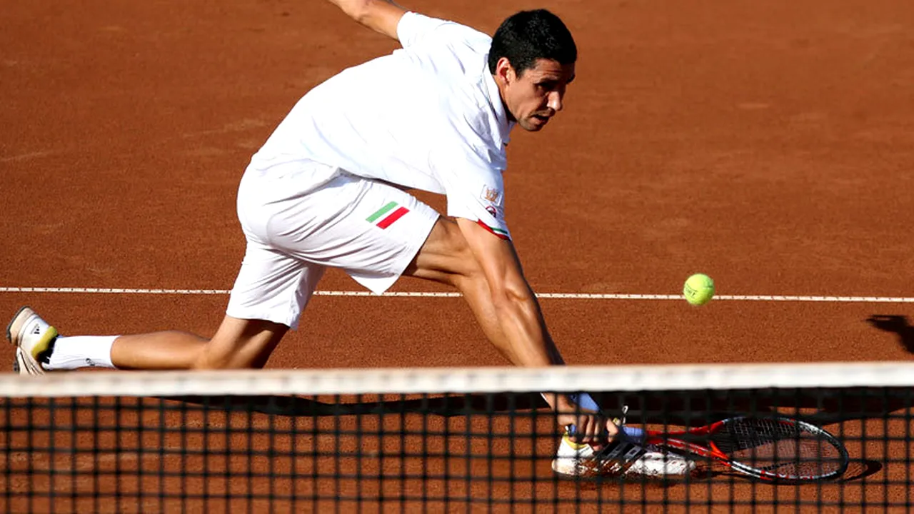 Hănescu, învins de Federer într-o oră și 9 minute, la Wimbledon