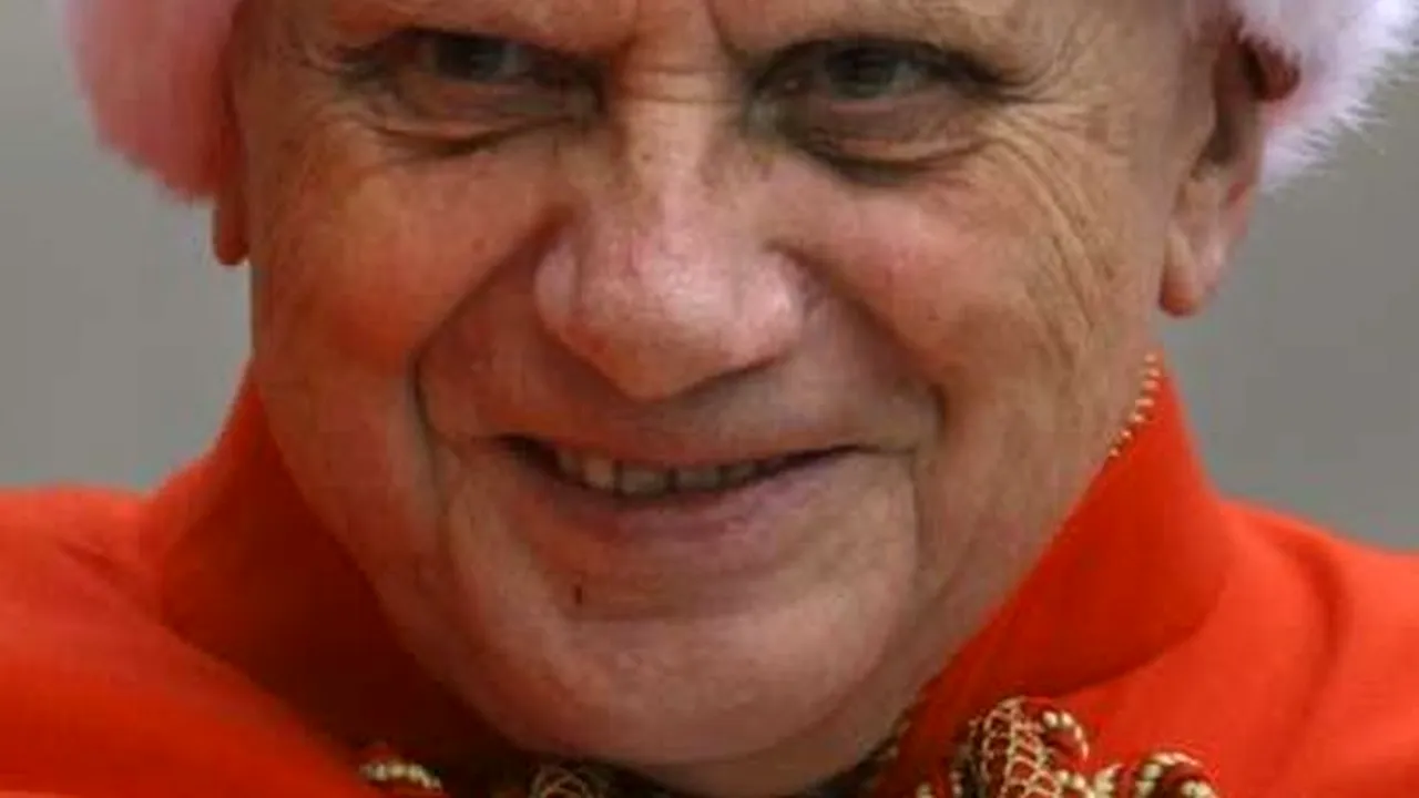 Critici dure ale Papei  Benedict al XVI-lea în discursul anual