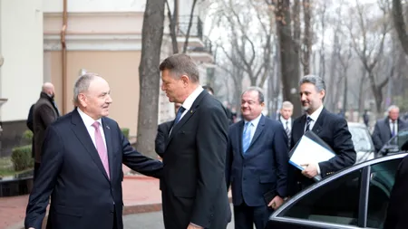 Președinția anunță oficial amânarea vizitei lui Iohannis la Chișinău până la validarea unui guvern
