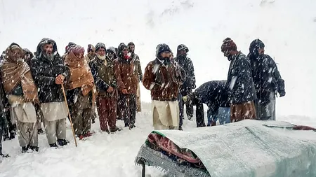 Afganistan: Cel puțin opt morți și zece răniți în urma unor avalanșe urmate de alunecări de teren