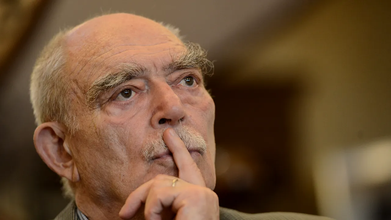 Mircea Albulescu va fi înmormântat cu onoruri militare